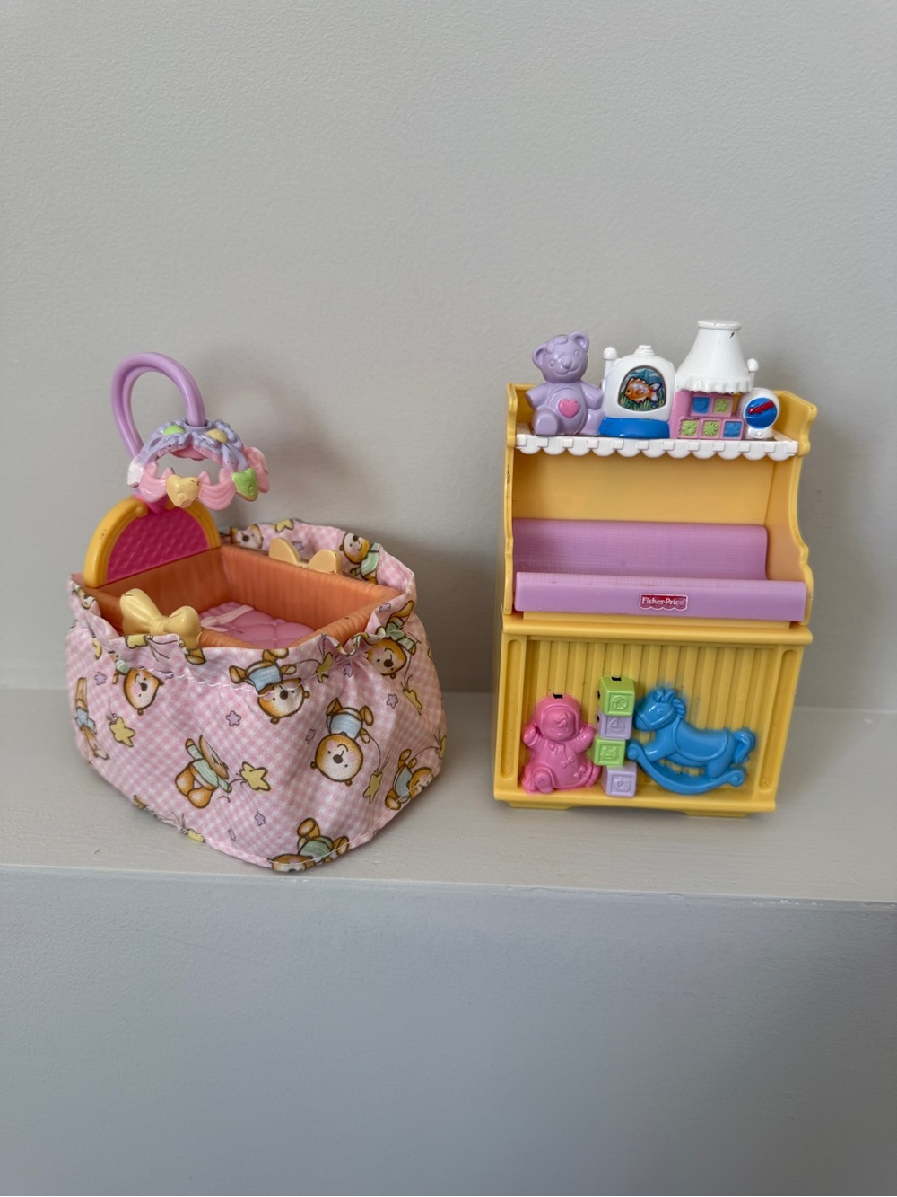 Fisher-Price Loving Family Nursery Bassinet and Changing Table Set  (2007)